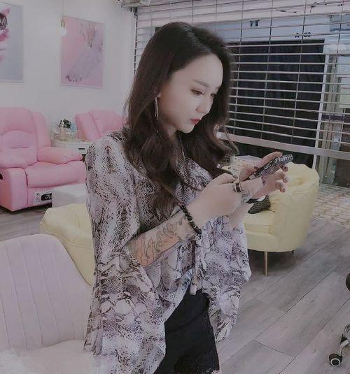 网红顾茜茜黑料,揭秘网红背后的真相